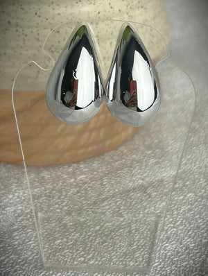 Aretes de Gota - Oro o Plata Aretes de Gota - Oro o Plata