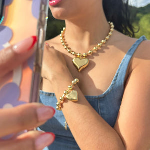Conjunto de Collar y Brazalete con Corazón - Oro Conjunto de Collar y Brazalete con Corazón - Oro